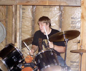 derrick2.jpg
